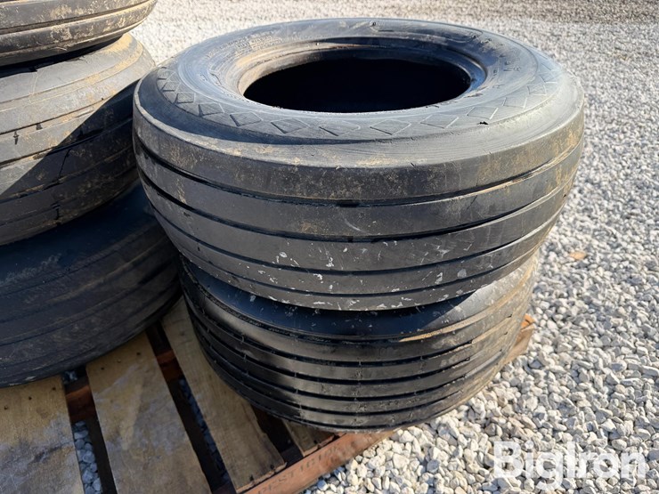 11l-15-tires-&-6-bolt-rims-image-10