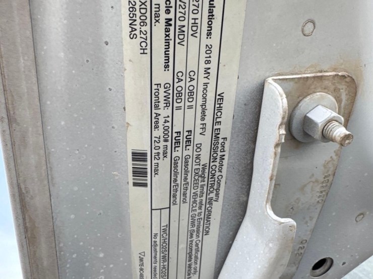 2018-ford-f350-xl-image-27