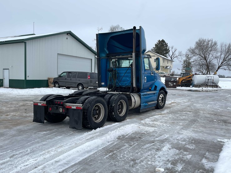 2014-international-prostar-image-5