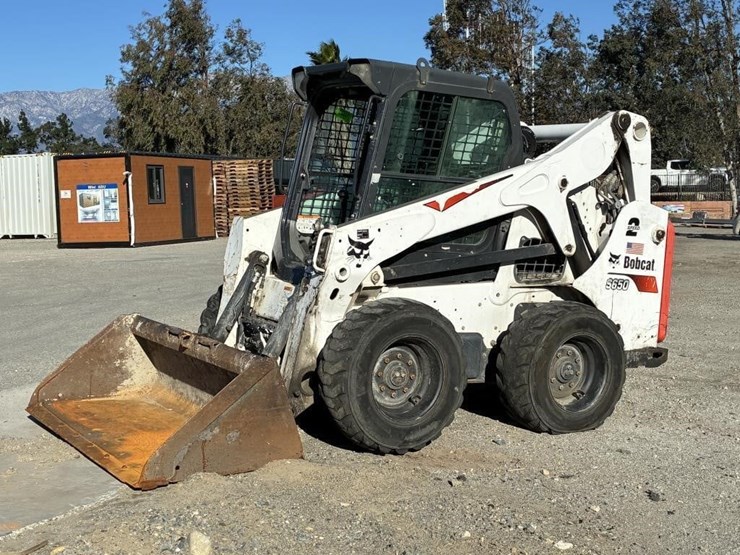 2018-bobcat-s650-image-1