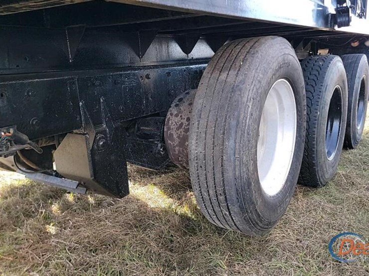 2009-kenworth-t800-image-15