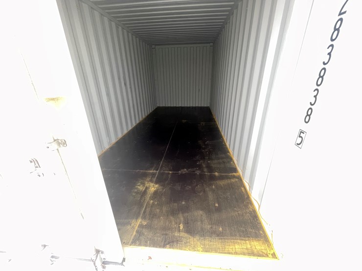 #10-•-20'-shipping-container-(princeton,-mn)-image-6