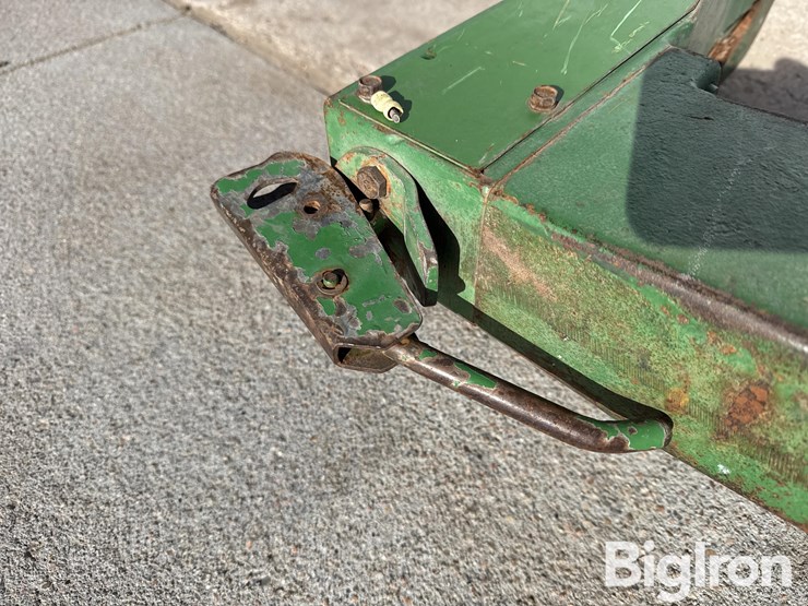 john-deere-8400-image-10