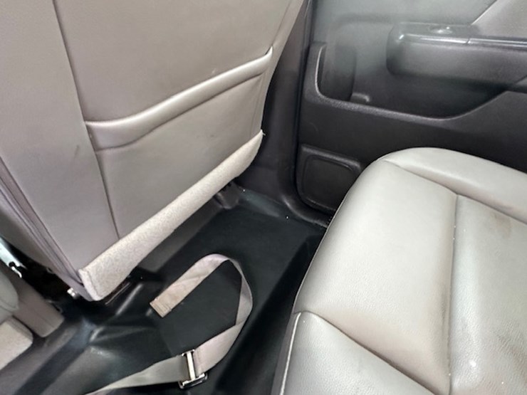 2016-chevrolet-k1500-image-27