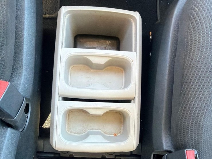 2016-dodge-grand-caravan-image-17