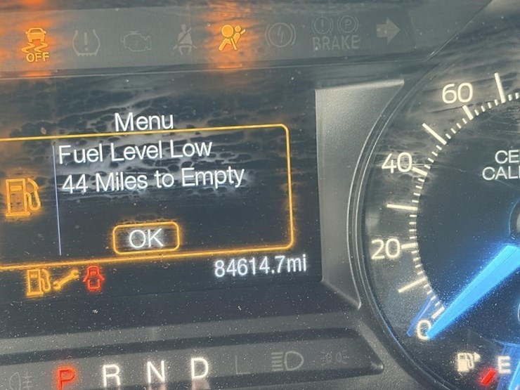 2017-ford-explorer-image-19