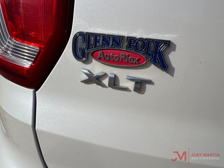 2017-ford-explorer-xlt-image-10