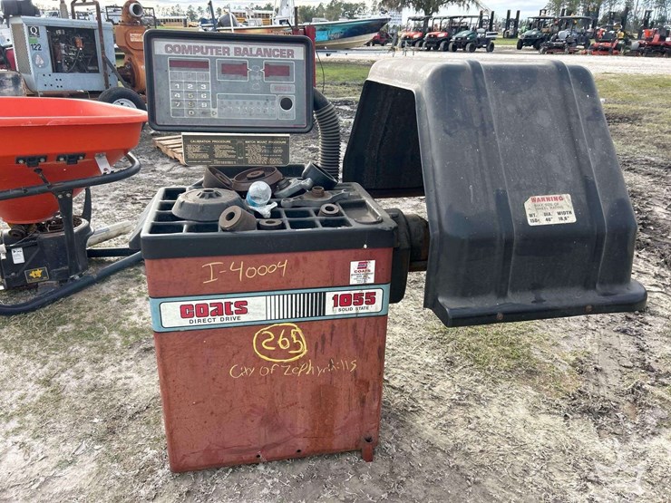 coats-1055-direct-drive-wheel-balancer-machine-image-9