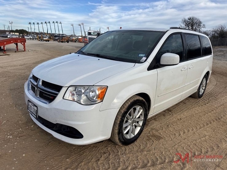 2016-dodge-grand-caravan-image-4