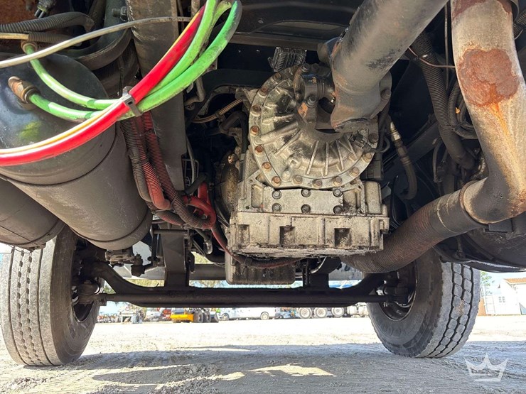 2007-sterling-l7500-image-26