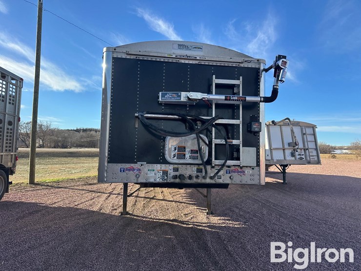 2012-wilson-belt-trailer-image-2