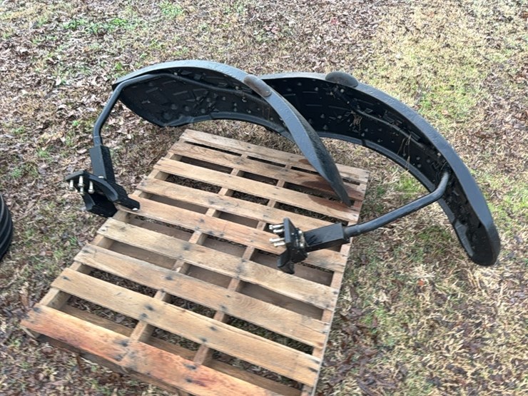 john-deere-front-fenders-image-8