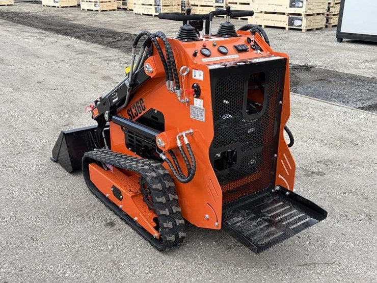 2025-sdlool-sl36c-skid-steertrack-loader-image-4