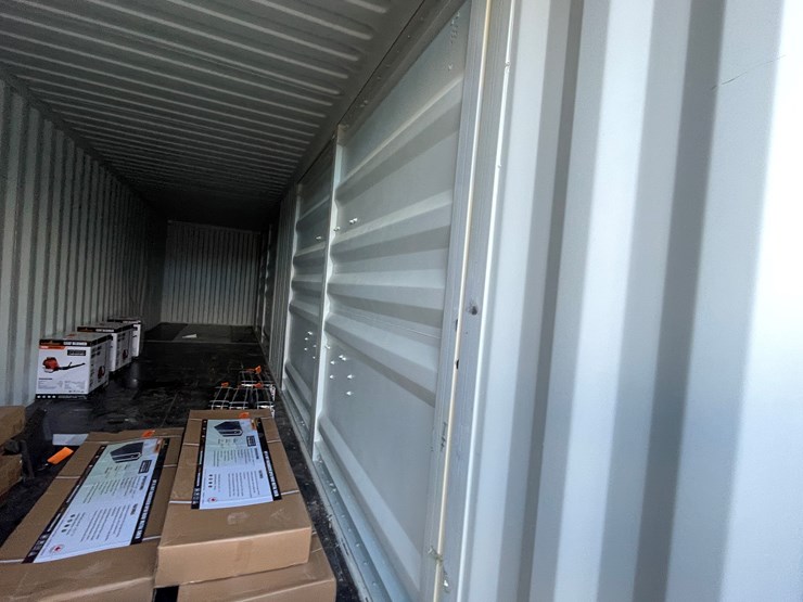 #200c-•-40'-container-image-35