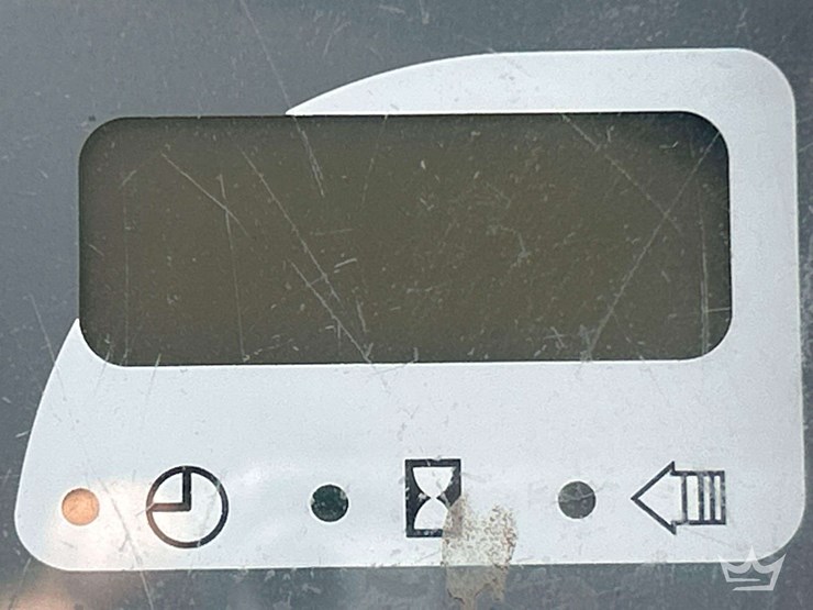 2004-deere-324h-image-6