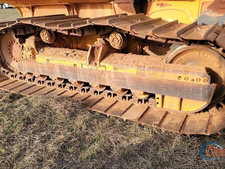 2015-deere-700k-lgp-image-8