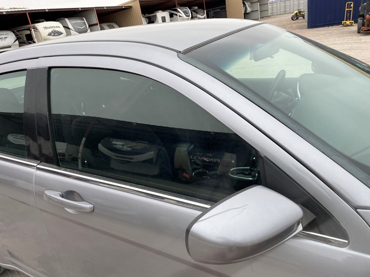 #111-•-2013-chrysler-200-(nm-title)-image-58