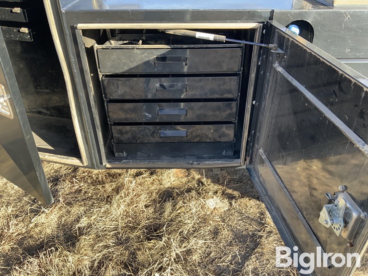 2019-ford-f550-xl-image-16