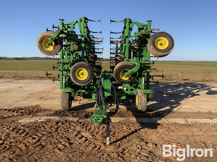 2021-john-deere-2230fh-image-2