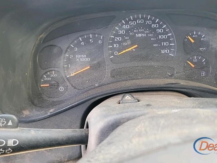 2003-gmc-2500hd-image-14