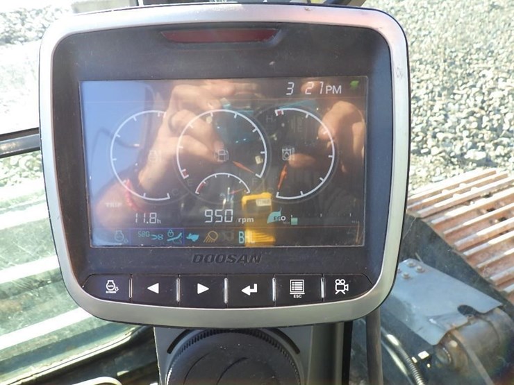 doosan-dx140-lc-5-image-37