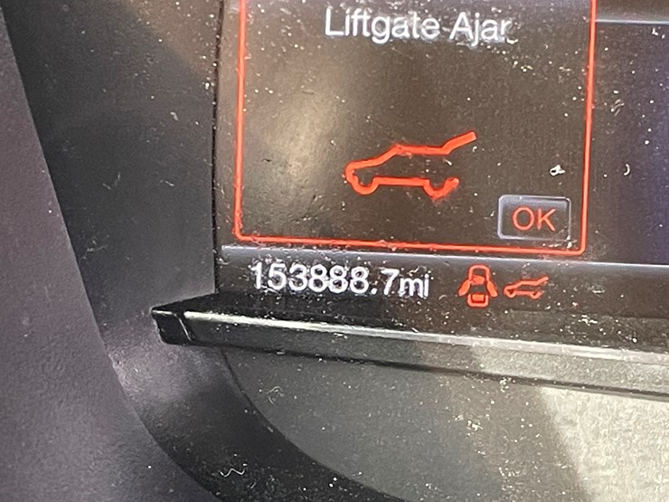 2017-ford-explorer-image-76