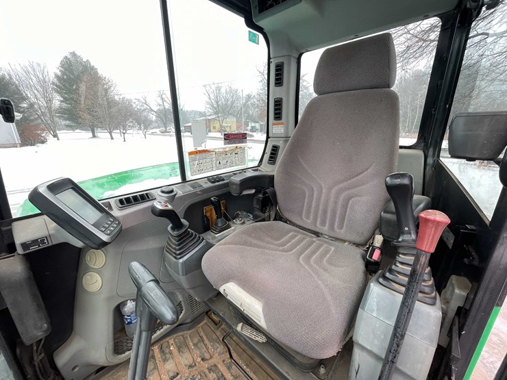 2014-bobcat-e85-image-59