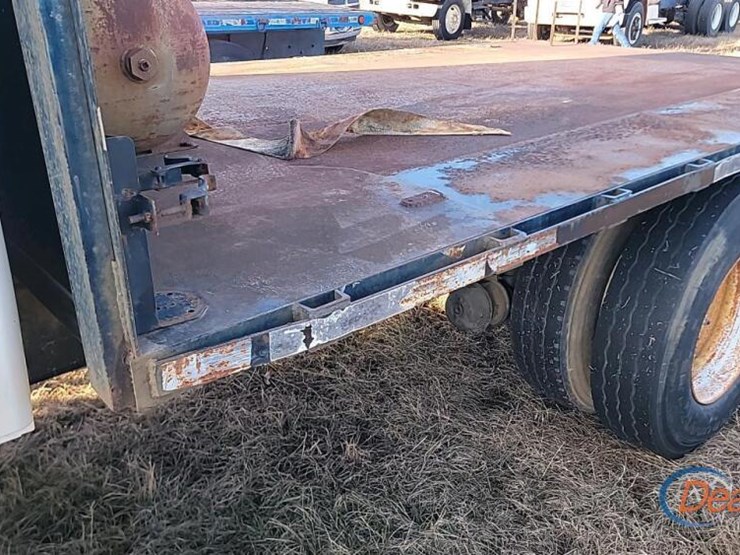 2006-international-durastar-4300-image-12