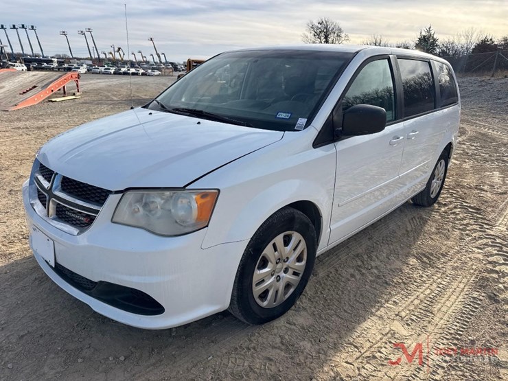 2014-dodge-grand-caravan-image-4