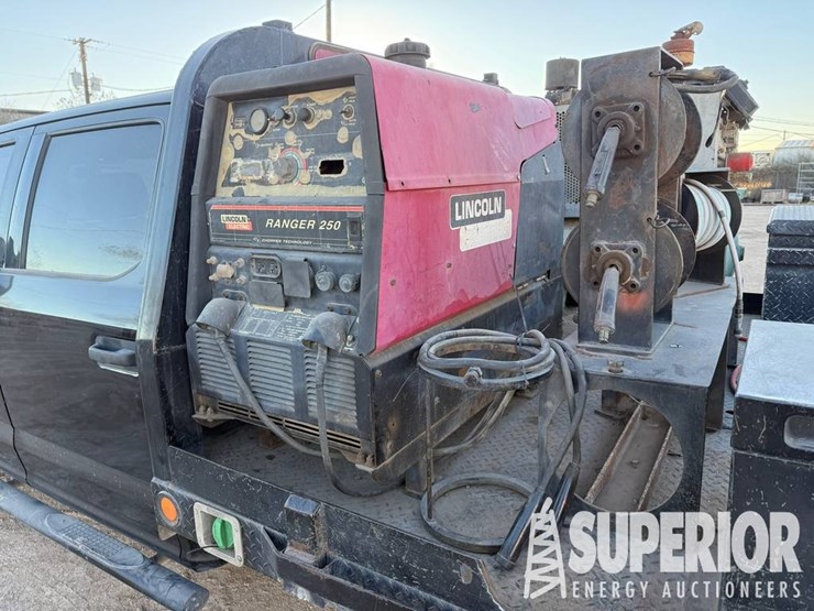 2017-ford-f350-xlt-image-5