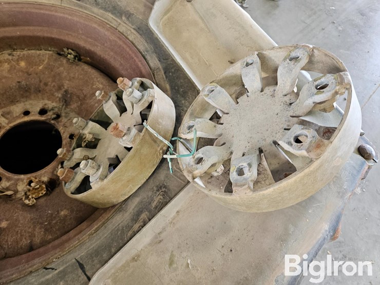 11r24.5-pivot-tires/rims-w/steel-tracks-image-8