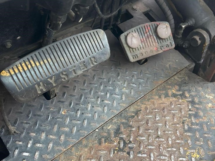 hyster-diesel-forklift-1192-image-15