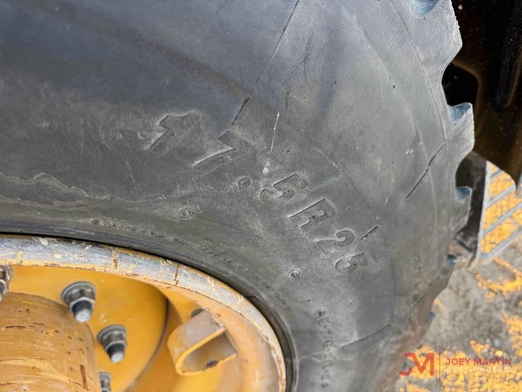 2017-caterpillar-918m-image-13