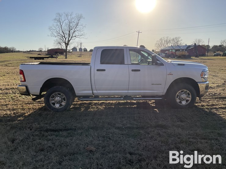 2022-ram-2500-hd-image-4