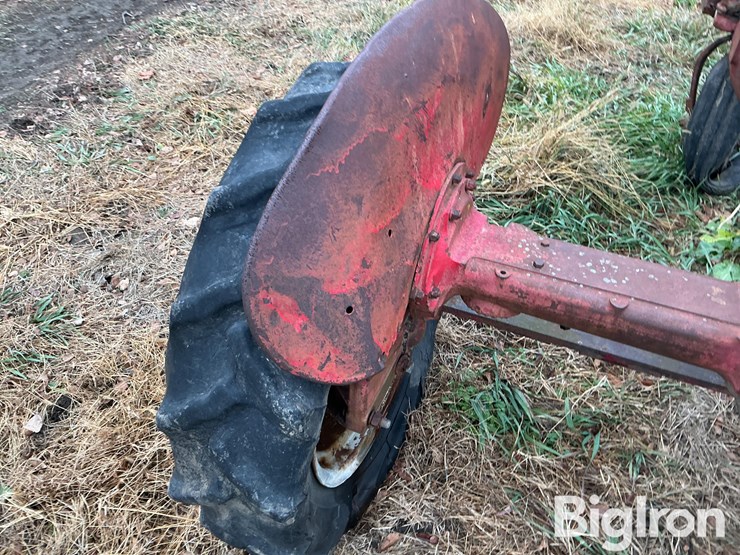 international-b-image-20