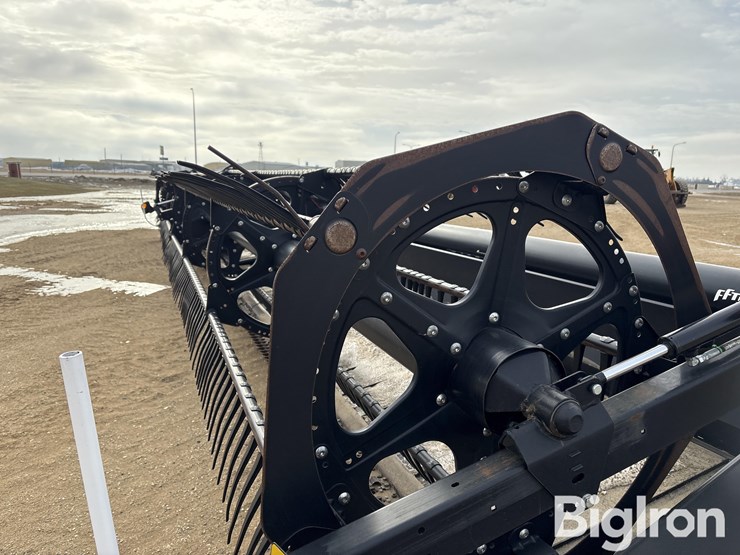 2020-mac-don-fd140-image-13