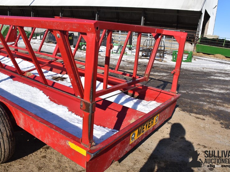 meyer-p-series-portable-bunk-feeder-image-17