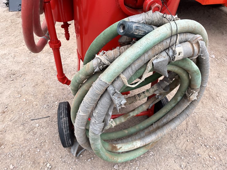 #205-•-sandblaster-and-pot-image-18