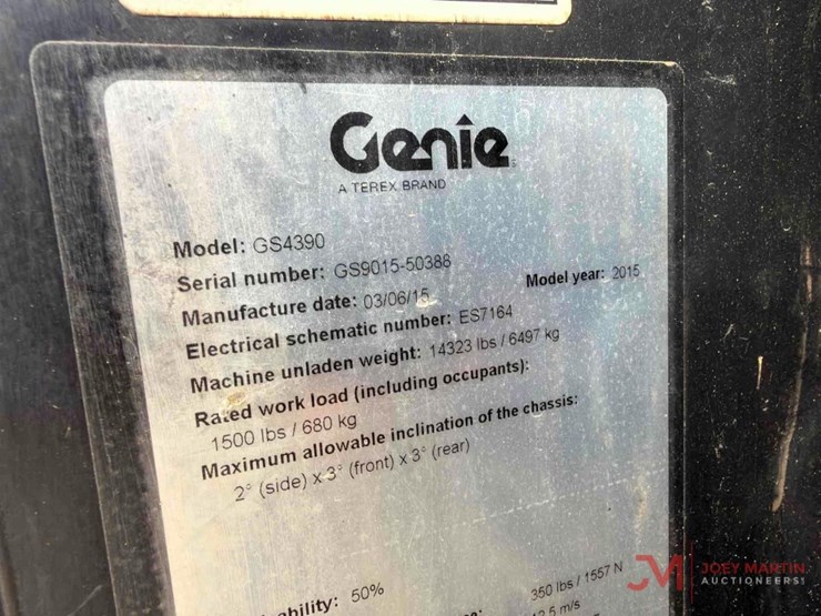 2015-genie-gs4390-roughterrain-scissor-lift-image-21