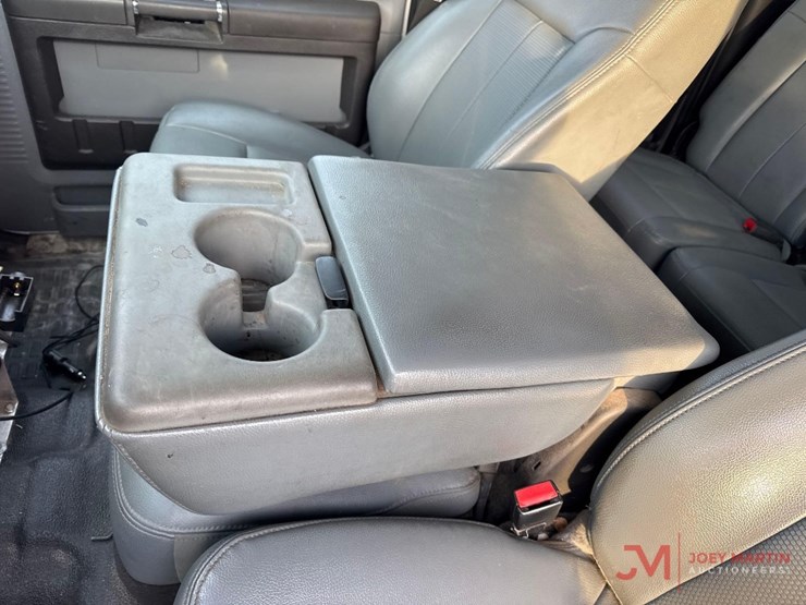 2016-ford-f550-xl-image-39