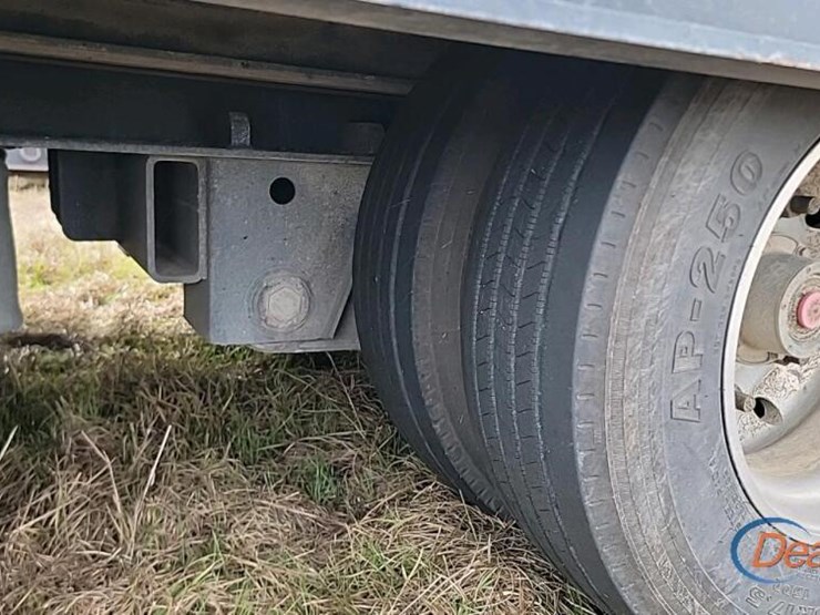 2015-globe-lowboy-image-15