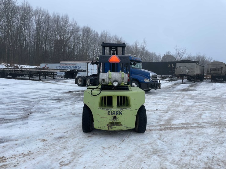 #112-•-clark-lp-forklift-(denmark,-wi)-image-4