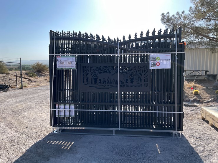 #3853-•-deer-motif-style-driveway-gates-image-2