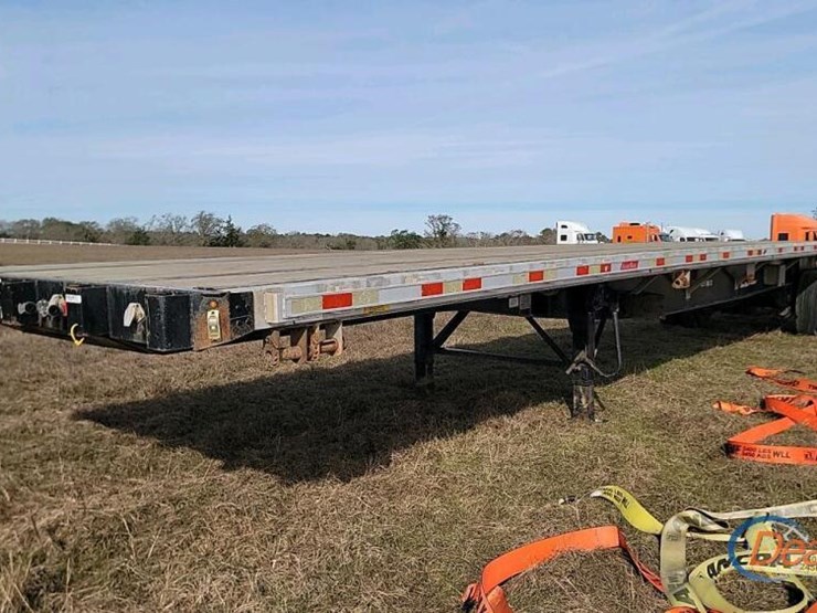 2016-great-dane-flatbed-image-1