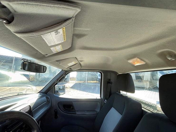 2011-ford-ranger-image-35