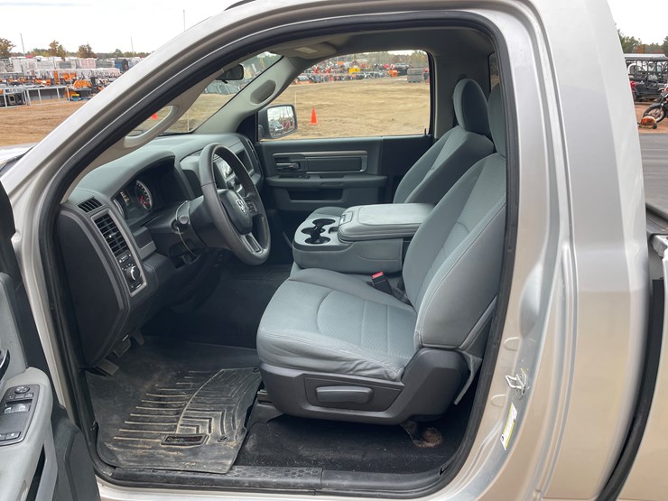 2013-dodge-ram-1500-image-13