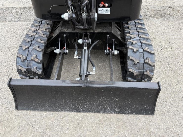 2025-vicsec-vc13-excavator-image-5