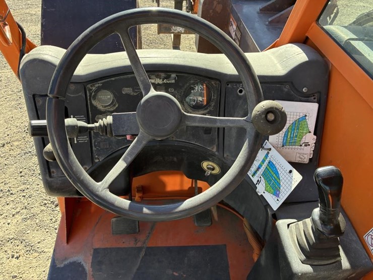 2006-jlg-g9-43a-image-20