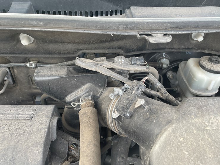 2013-toyota-rav4-image-32