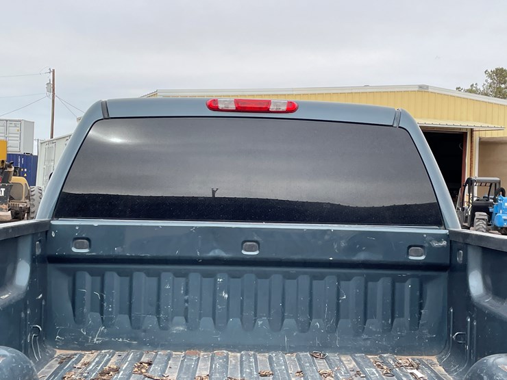 2011-chevrolet-silverado-2500hd-lt-image-36